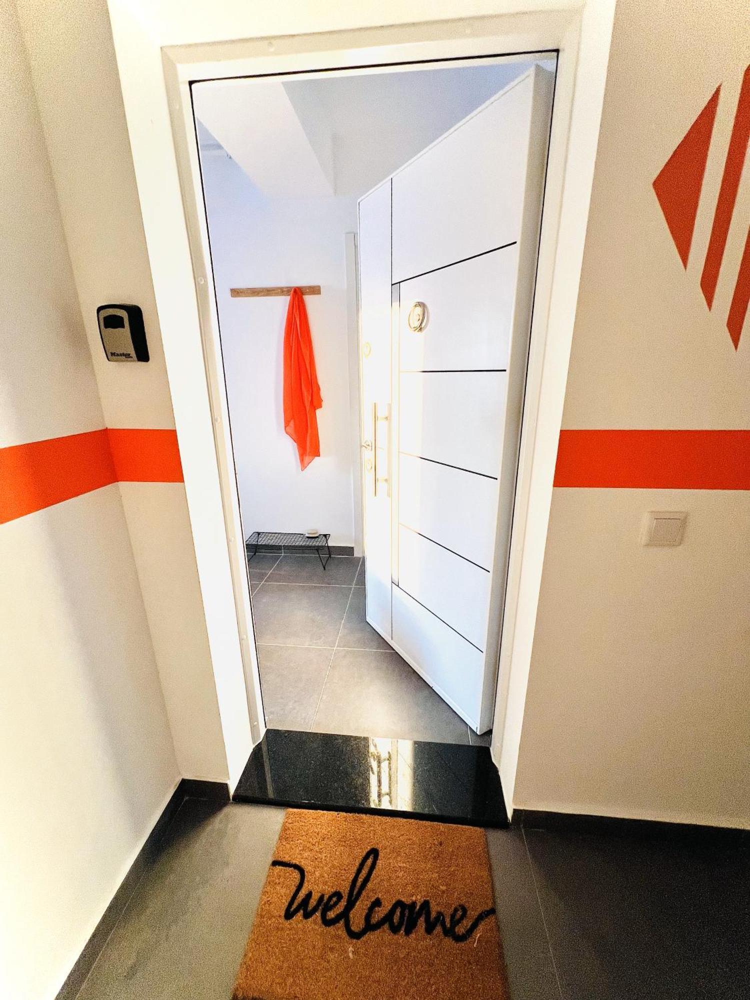 شقة Airport Gardens Loft أوتوبين المظهر الخارجي الصورة